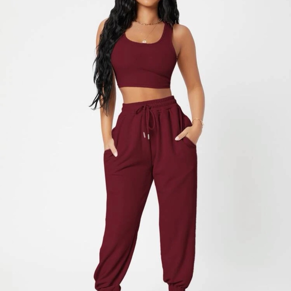 Solid Crop Tank Top and Joggers Set - Burgundy
